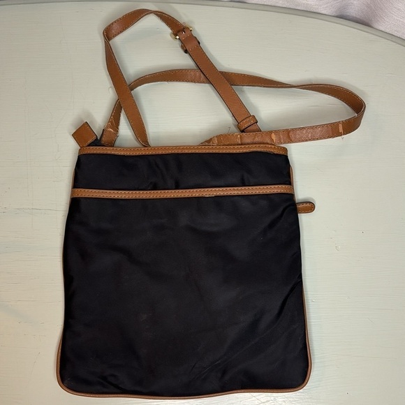 MICHAEL KORS BLACK CROSSBODY PURSE (OS) - Picture 4 of 6